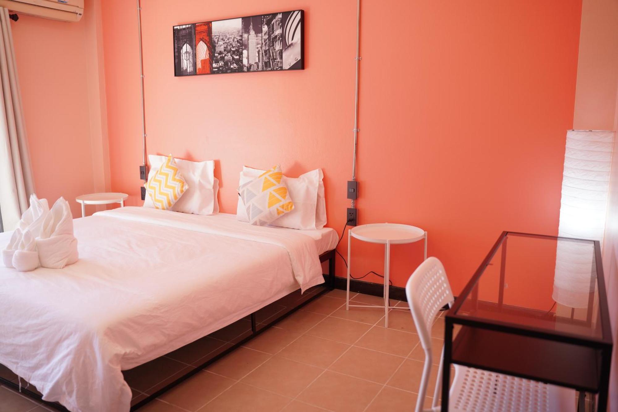 Elegant Lanna Guesthouse شيانغ ماي الغرفة الصورة